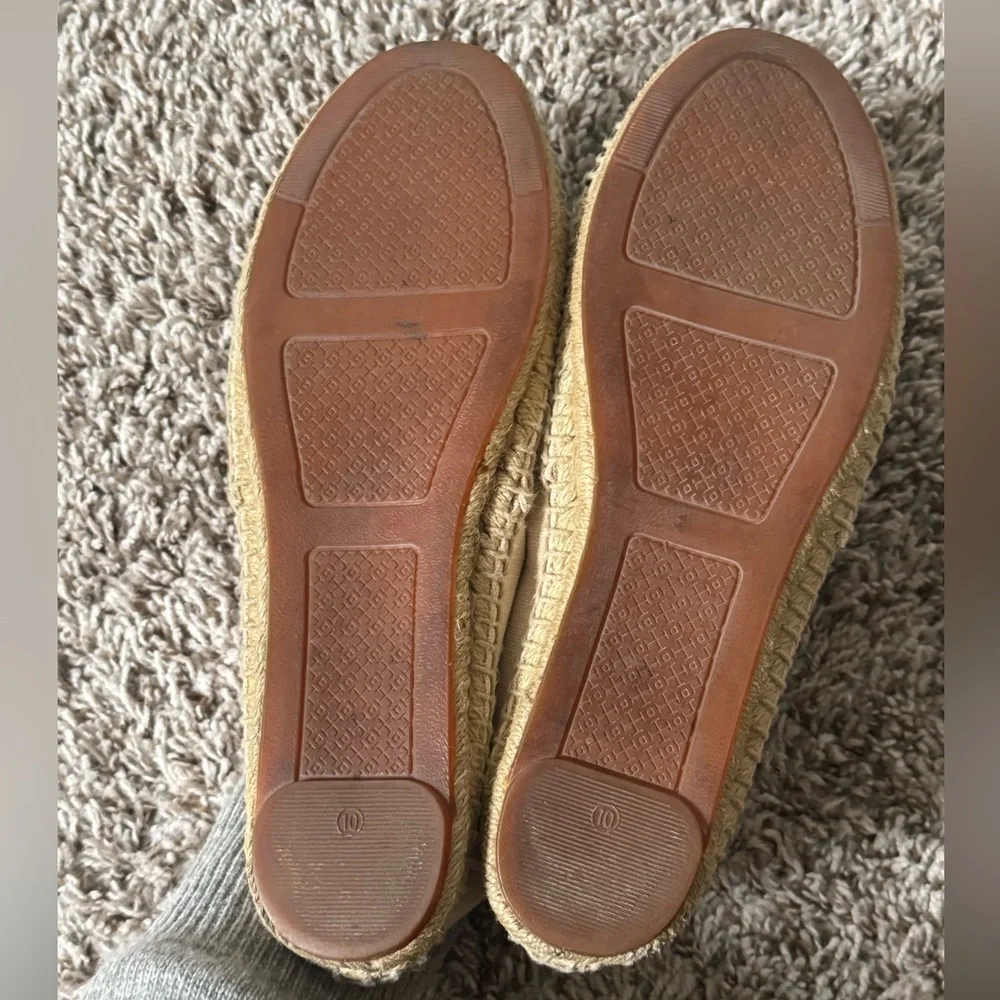 Tory Burch 10 Cap Toe Cream Espadrille Loafer Slip Ons